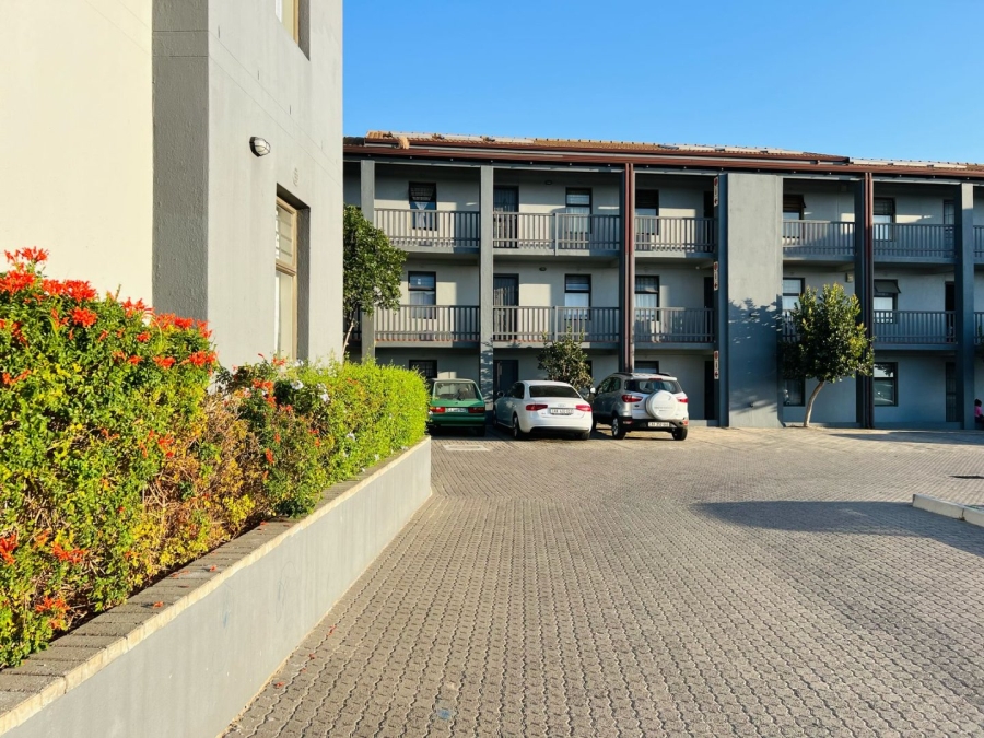 2 Bedroom Property for Sale in Parklands Western Cape